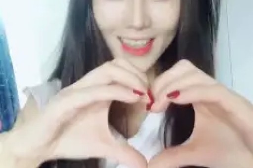 新游戏大妹子