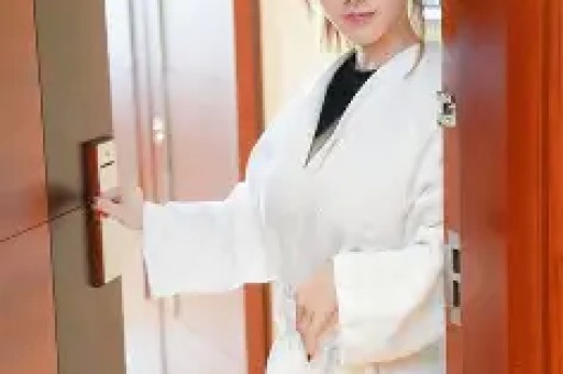 娱乐圈大事件：刘昊然周冬雨复合传闻、卢昱晓屏摄道歉、杨紫《家业》恶评风波、阿Sa婚变辟谣