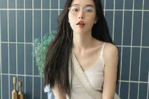 赵露思退圈前的“发疯” 赵露思退圈前的“发疯”